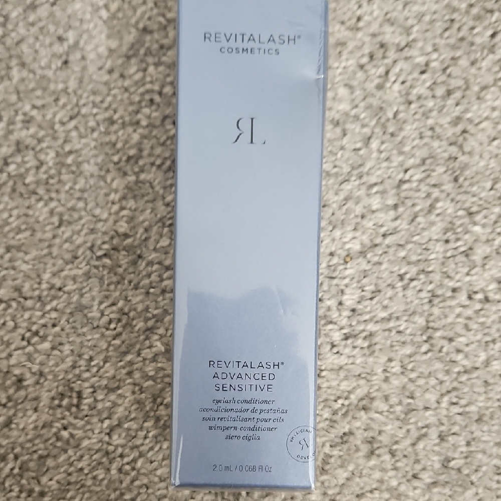 Advanced Sensitive Eyelash Conditioner - Gray